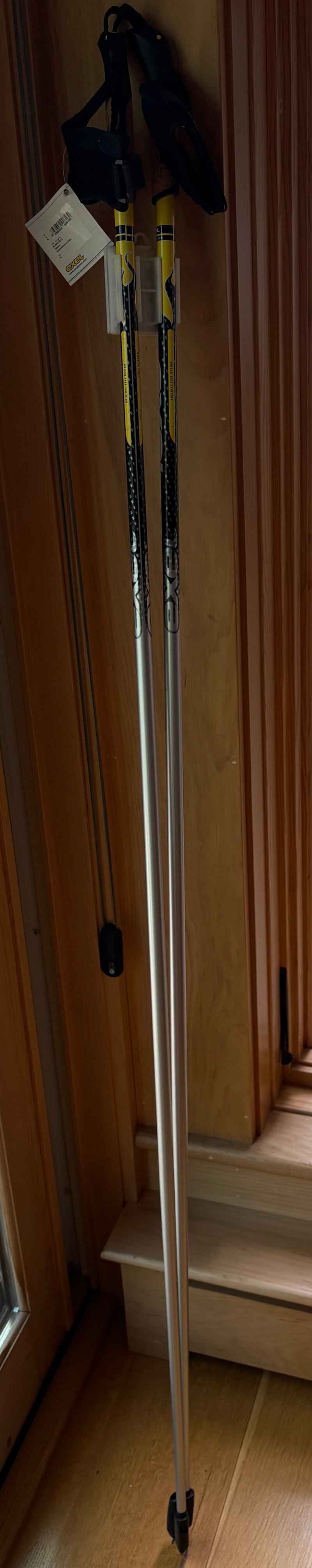 Load image into Gallery viewer, Exel Integra 85% carbon roller ski poles (160 cm)
