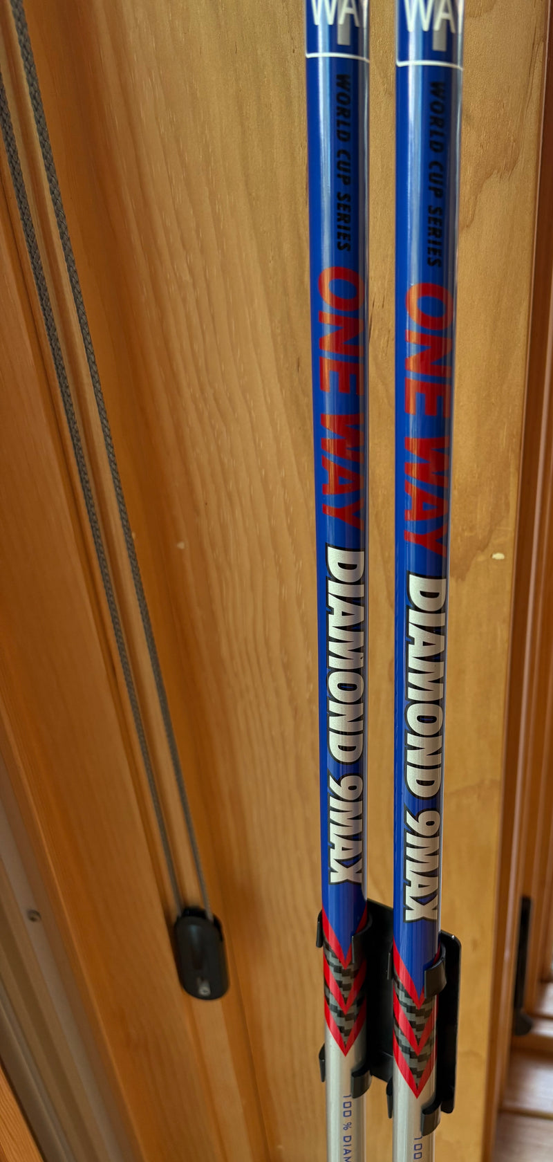 Load image into Gallery viewer, One Way Diamond 9Max cross-country ski poles (135 cm)
