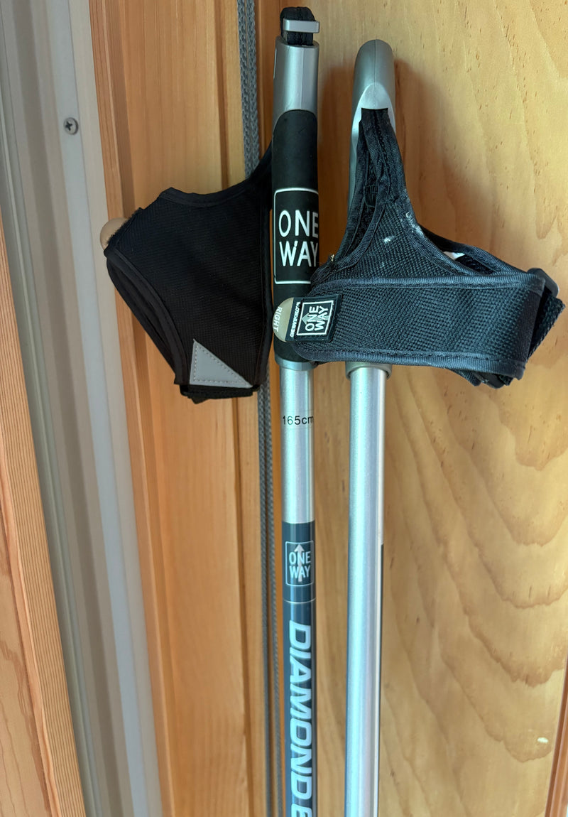 Load image into Gallery viewer, One Way Diamond 600 cross-country ski poles (165 cm)
