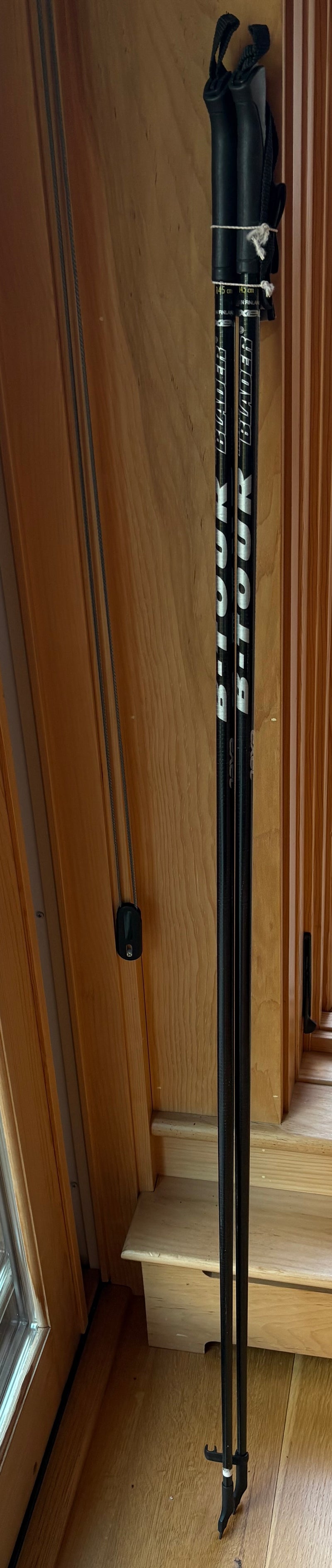 Load image into Gallery viewer, Exel B-Tour roller ski poles (145 cm)
