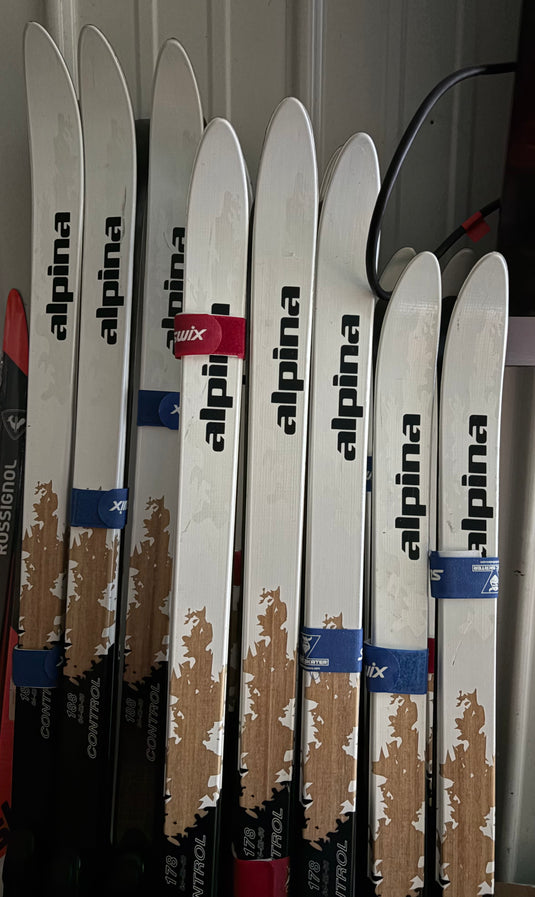 Alpina Control 64B demo waxless touring skis w/bindings