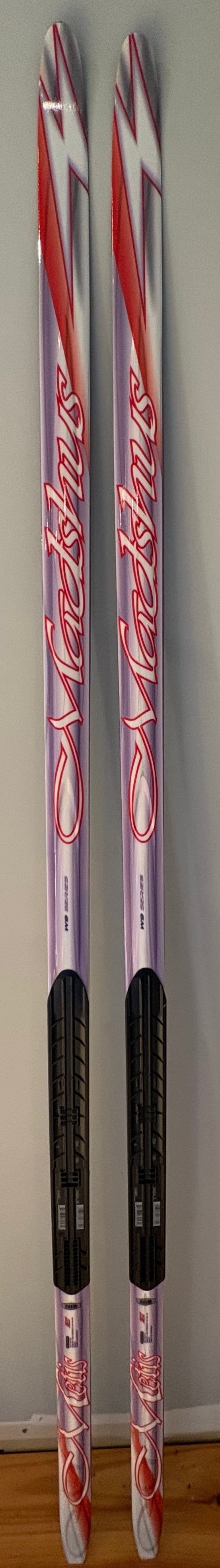 Load image into Gallery viewer, Madshus Metis skate skis
