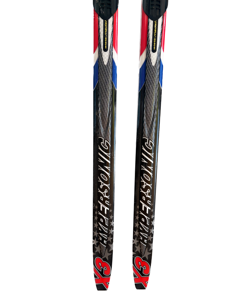 Load image into Gallery viewer, Madshus Hypersonic vintage skate skis

